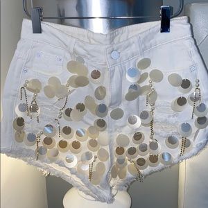 Brand New high waisted unique Shorts!
